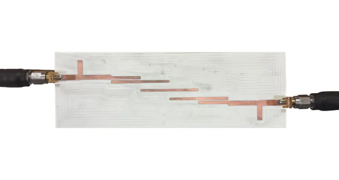 Coupled Line Bandpass Filter with 2nd Harmonic Suppression