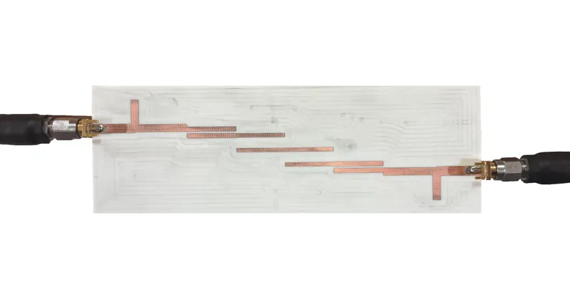 Coupled Line Bandpass Filter with 2nd Harmonic Suppression image 1