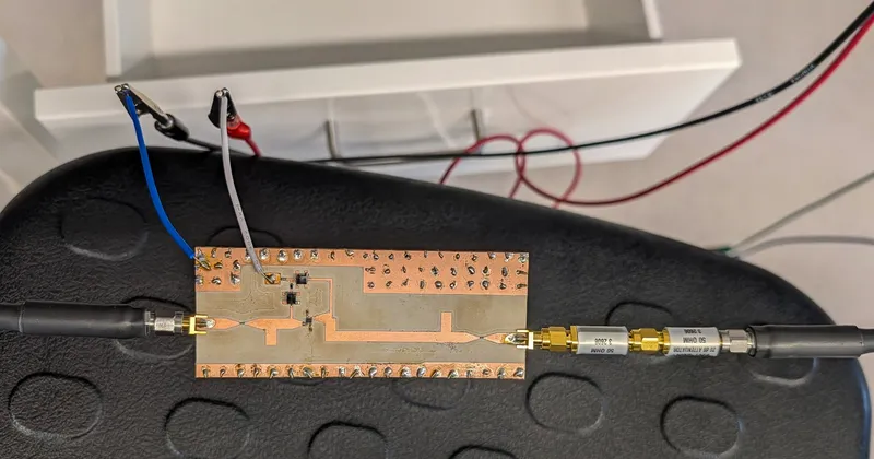 Low Noise Amplifier Design and Fabrication image 3